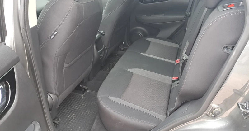 Nissan Qashqai cena 98900 przebieg: 41680, rok produkcji 2019 z Pionki małe 106